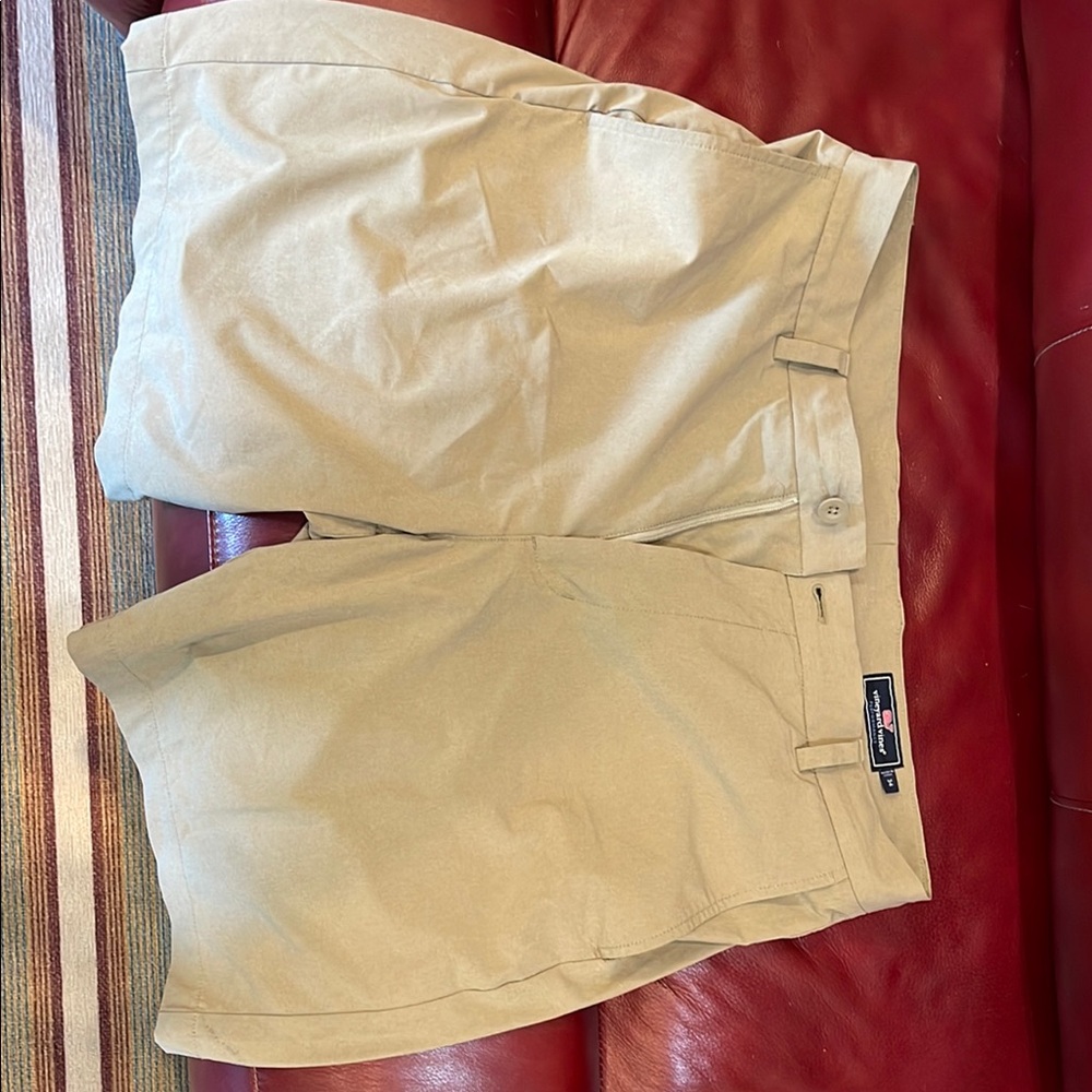 Vineyard Vines Men's Khaki Flat Front Shorts